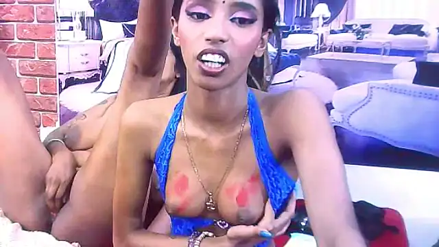 IndianSexySlender live sex cam