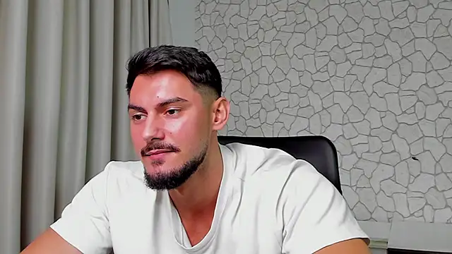 ClintMasters live sex cam