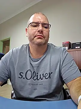 Andrew1900529 live sex cam