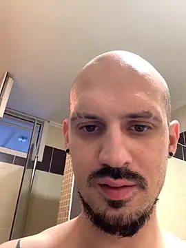 AssHunter4k live sex cam