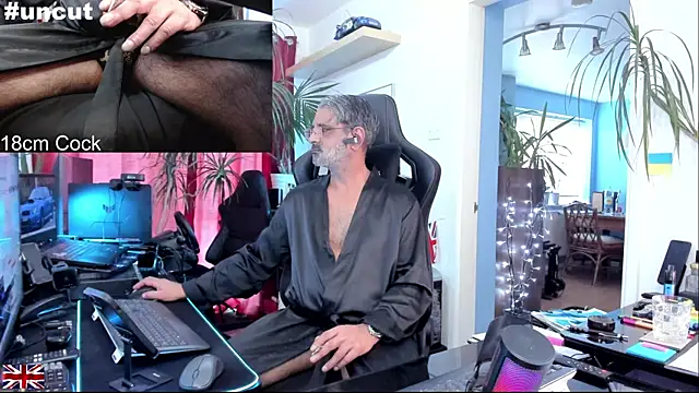 OnlineBossUK live sex cam