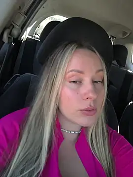 Mona_Plus live sex cam