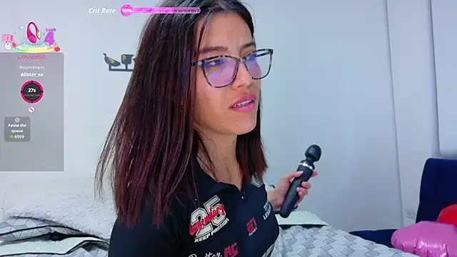 _lucysmith live sex cam