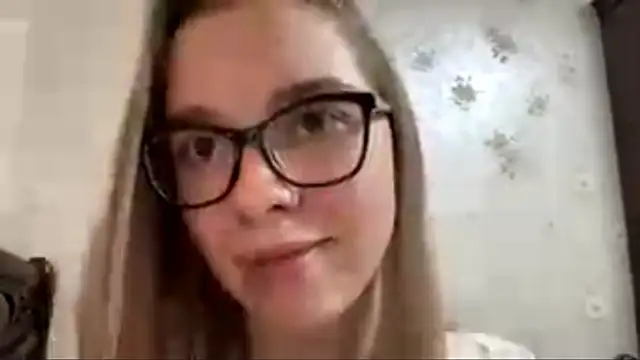 MichikoWienandt live sex cam