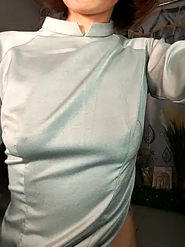 Lucy_limon live sex cam