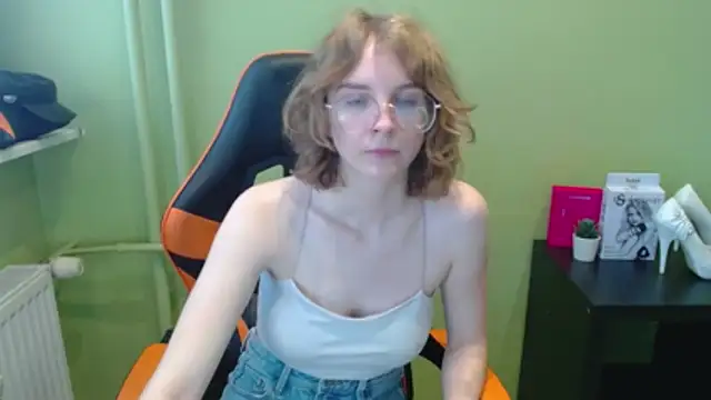 juicyPenny live sex cam