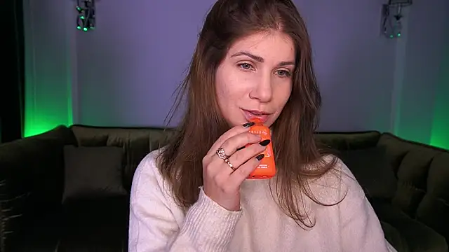 CassandraGood live sex cam