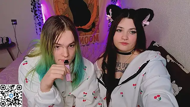 _Sweetie_Kitty_ live sex cam