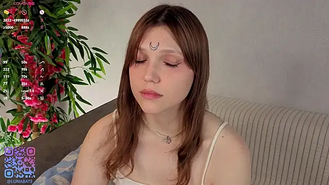 Lunabate live sex cam