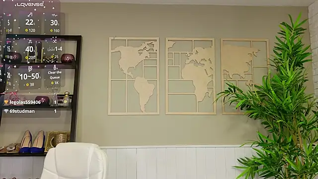 LadyLeea live sex cam