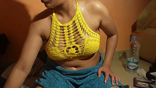 callmeshreya live sex cam