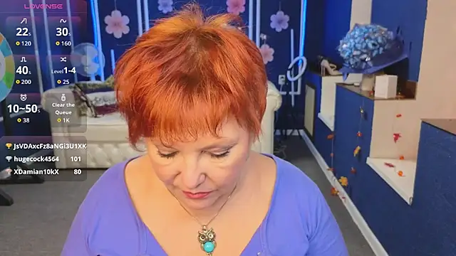 Kira_Kenett live sex cam