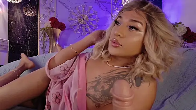 CHRIS_TWIINK live sex cam