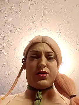 sissytrapdolly24 live sex cam