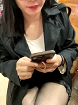 Bella0815 live sex cam