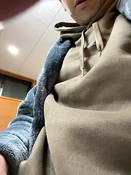 Hideen-real-face live sex cam