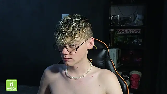 Keytaro live sex cam