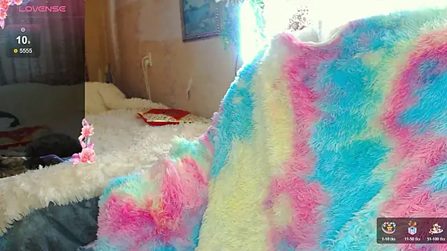 FlirtatiousMegan live sex cam