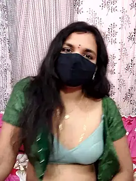 Lalitha-1995 live sex cam