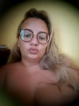 Livvyrj live sex cam