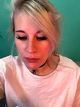 TheRealJessyLey live sex cam