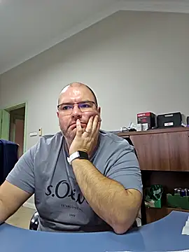 Andrew1900529 live sex cam