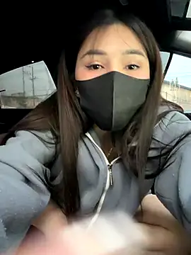 Linh_2004 live sex cam