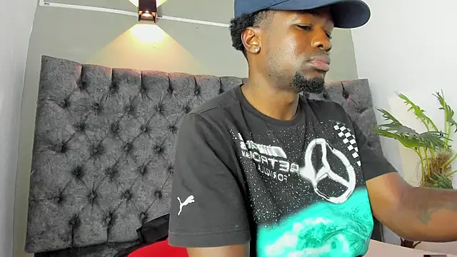 COMPTON_01 live sex cam