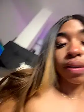 bella__honey live sex cam