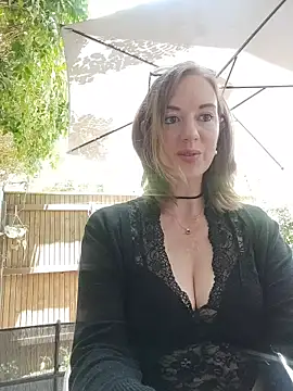 TopsyWilde live sex cam