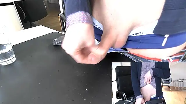 sperma_tributes live sex cam