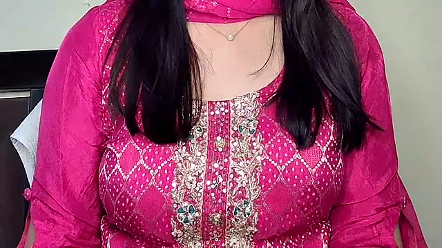 Naina_For_You live sex cam