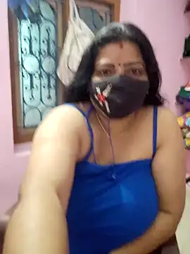 lathikaqueentamil live sex cam