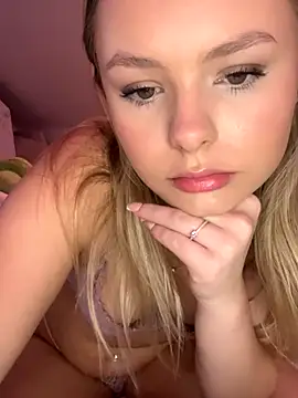 LillieWebb_ live sex cam