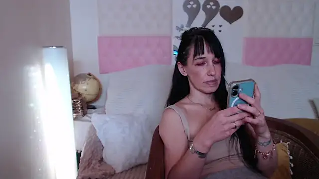 -Lou_ live sex cam