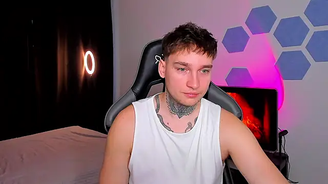 Chris_Tyson live sex cam