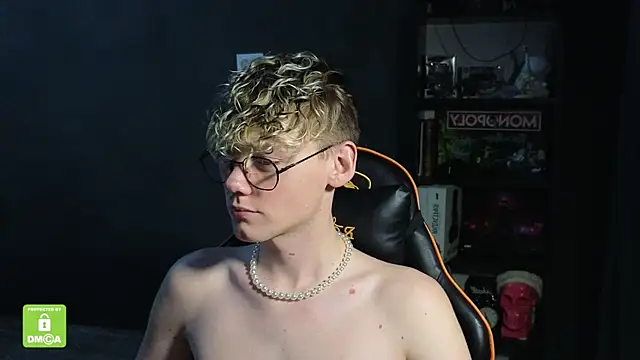 Keytaro live sex cam