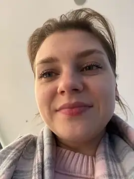 ValenciaShock live sex cam