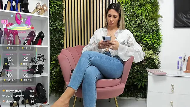 sweetcherry30 live sex cam