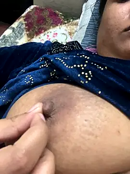 ClassyQueen live sex cam