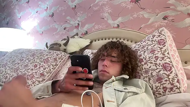 Youngjoshy live sex cam