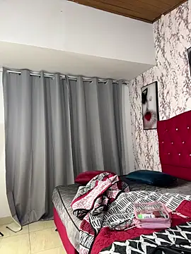 Larissa_Antonella live sex cam