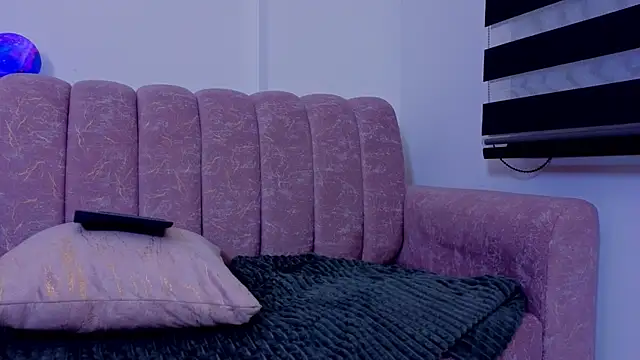 _scarletmoore live sex cam