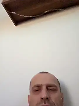 Roman0798 live sex cam