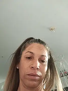 Lulusvel19090 live sex cam