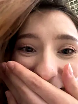 LilluKatten live sex cam