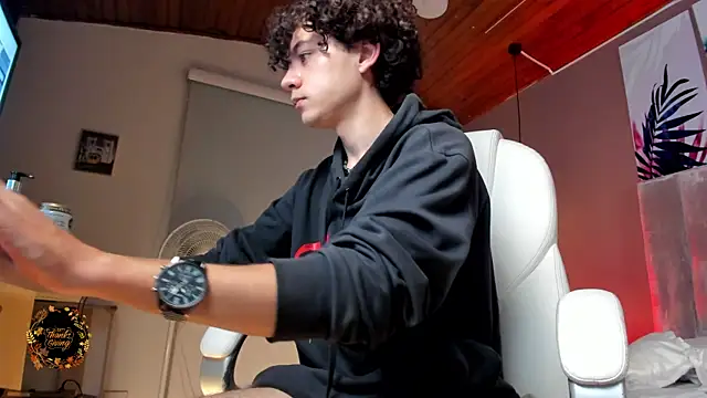 Helios_Obscuro live sex cam