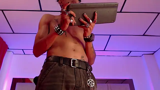 Maximo_king25 live sex cam