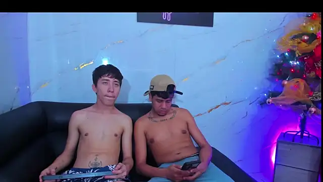 Lester_james2 live sex cam