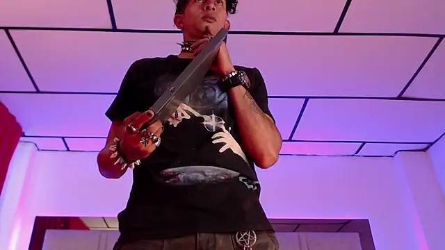 Maximo_king25 live sex cam